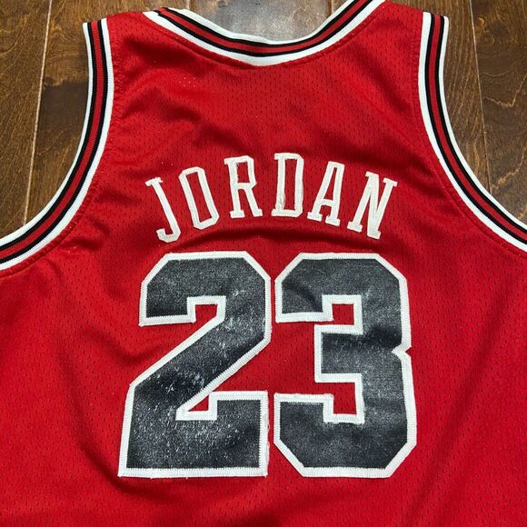 Nike Vintage Y2K NBA Chicago Bulls Jordan Rookie Jersey Red Black Youth XL - Picture 6 of 9